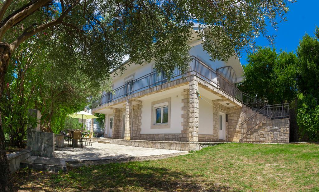 Olive Tree Villa تْشيرسيك نوفي المظهر الخارجي الصورة