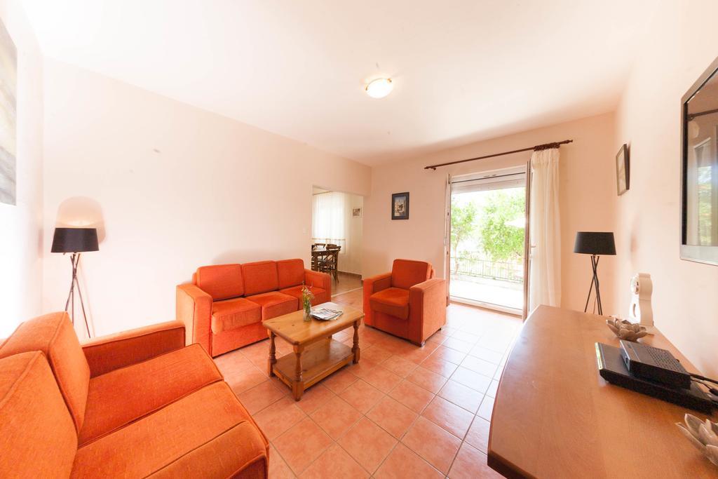 Olive Tree Villa تْشيرسيك نوفي المظهر الخارجي الصورة