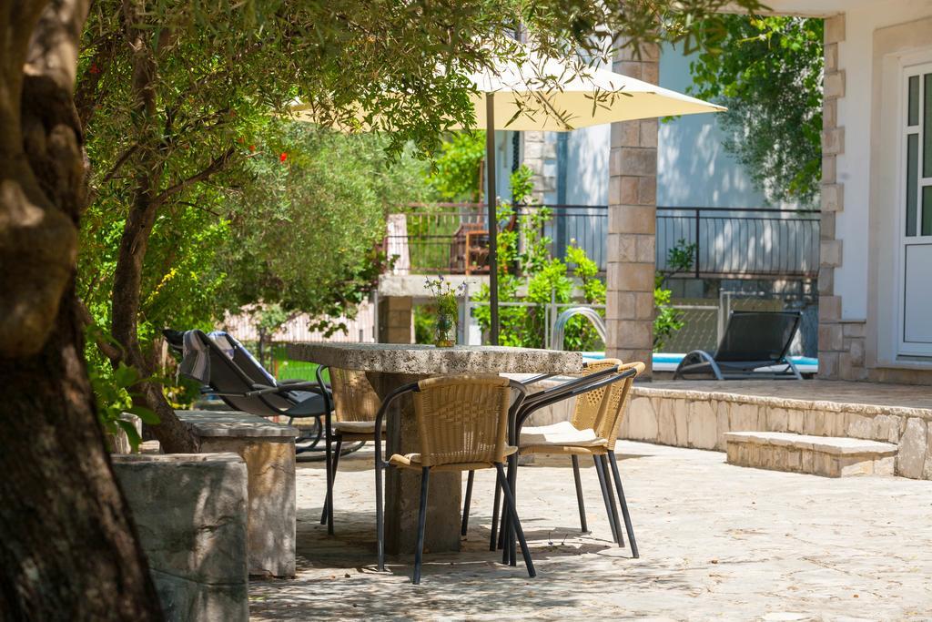 Olive Tree Villa تْشيرسيك نوفي المظهر الخارجي الصورة